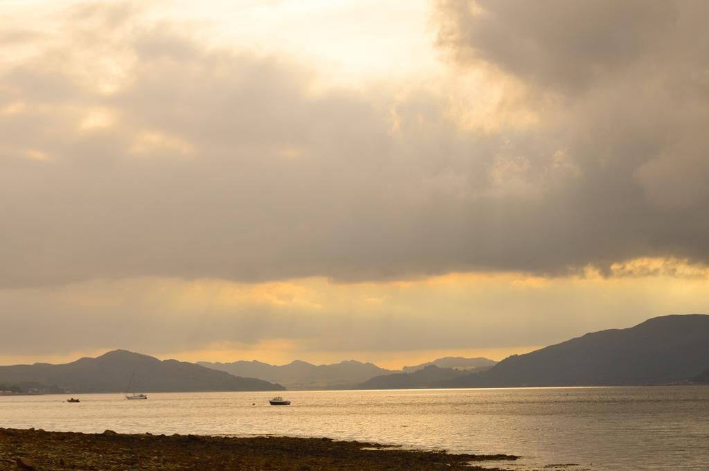 Springburn Cottage Strachur Esterno foto